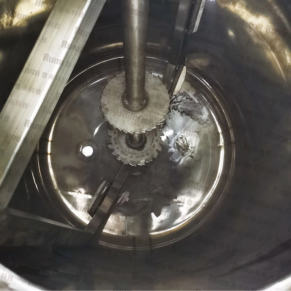 Verfdispergerende tank