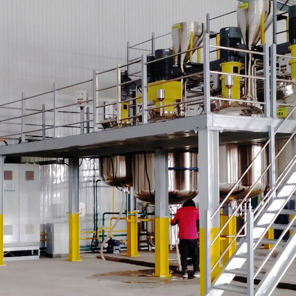 Complete productielijn voor industri&euml;le verf op waterbasis